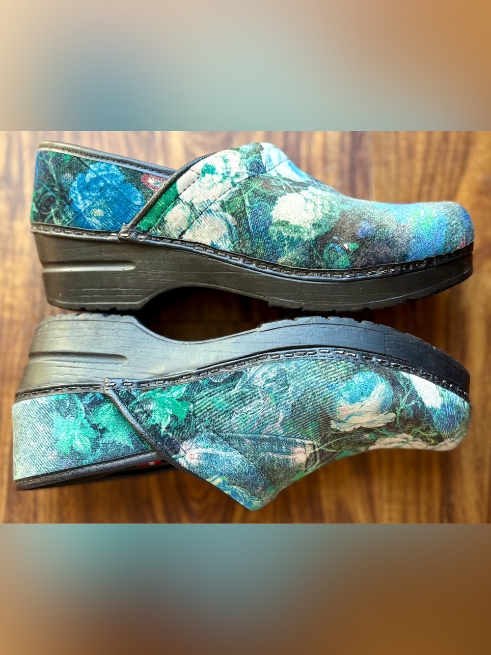 Sanita Danish Design Blue/Green Vegan Velvet Clog size 39/8.5 - Picture 4 of 5